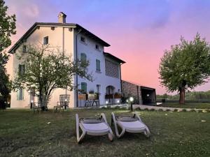 Agriturismo Redó外面的花园