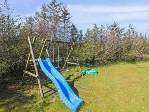 Herní místnost nebo prostor pro děti v ubytování Holiday Home Troels - 750m from the sea by Interhome