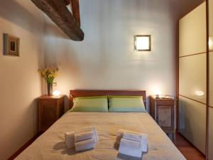 Кровать или кровати в номере Holiday Home La Cascina by Interhome
