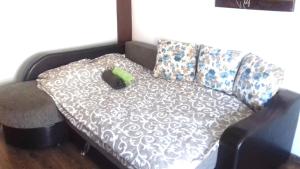 Tempat tidur dalam kamar di Mercur Studio Ploiesti