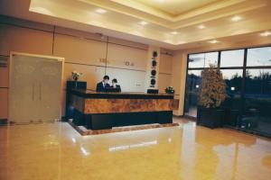 Vstupní hala nebo recepce v ubytování Tskaltubo Plaza Hotel