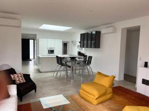 Nhà bếp/bếp nhỏ tại MAISON TOUSVENTS