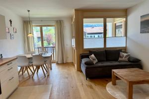 Posezení v ubytování Apartment Breitensteinblick - wandern, radeln und Mehr