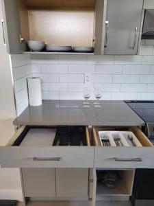 A cozinha ou kitchenette de Spacious and Modern