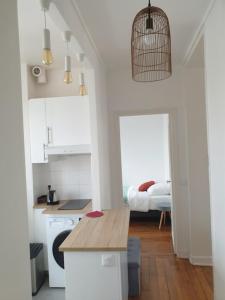Fotografia z galérie ubytovania Newly renovated apartment near Paris v destinácii Clichy