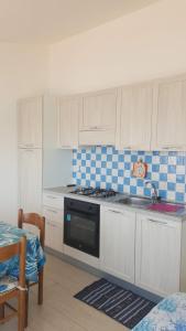 イーゾラ・ロッサにあるFronte mare Bella Vistaのギャラリーの写真 +15枚の写真