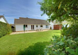 Gallery image of Bramleys in Croyde