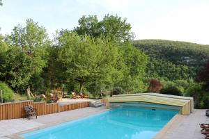 Bazén v ubytování Oltarcie - Maison d'hôte avec piscine nebo v jeho okolí
