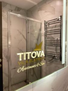Koupelna v ubytování Apartman "MiLa" - Titova vila Zlatibor