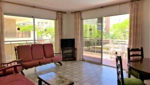 Gallery image of El Pinar Fuente Luminosa in Salou