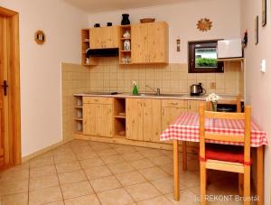 Kjøkken eller kjøkkenkrok på Ubytování U Rohelů