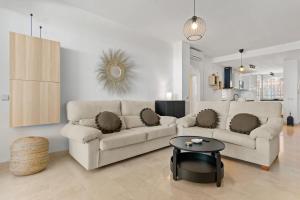 Posedenie v ubytovaní Calahonda family apartment by Costarentals - Ref 205