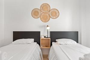 Posteľ alebo postele v izbe v ubytovaní Calahonda family apartment by Costarentals - Ref 205