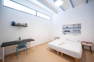 Outstanding flat