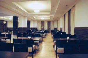 Posezení v ubytování Tskaltubo Plaza Hotel
