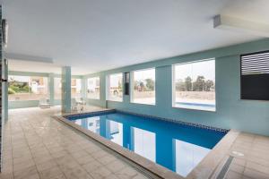 Hồ bơi trong/gần Apartamento Palmeiras