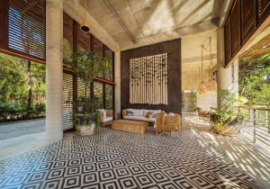 En hage utenfor Luxury 2BR Penthouse Tulum Private Pool Cenote