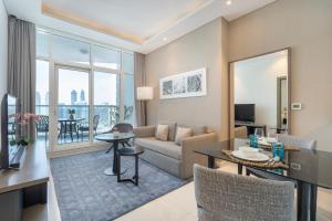 Posezení v ubytování Spectacular Burj Khalifa view service apartment