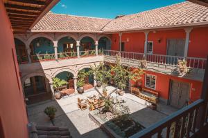 an overhead view of a courtyard of a building at Tambo del Arriero Hotel Boutique in Cusco