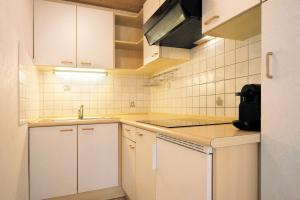 Η κουζίνα ή μικρή κουζίνα στο Haus Mader 3 +10 φωτογραφίες