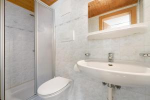 Ένα μπάνιο στο Haus Mader 3