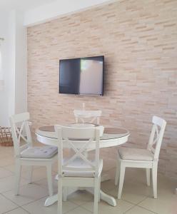 TV a/nebo společenská místnost v ubytování Katy's Luxury Aparments