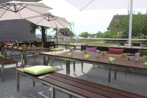 Restoran või mõni muu söögikoht majutusasutuses Hotel mein inselglück