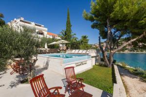 Πισίνα στο ή κοντά στο Apartments Villa Paula