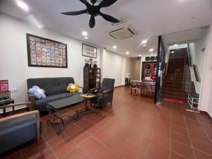 Posezení v ubytování New! 1min to JonkerStreet TangHouse's Hotel Melaka 鸡场街