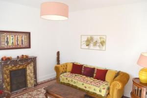 Część wypoczynkowa w obiekcie Villa, piscine, jardin, barbecue, proche centre