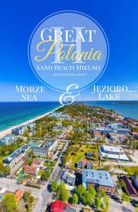 梅爾諾的住宿－Great Polonia Sand Beach Mielno，一张海报,为伟大的罗杜勒姆度假村和海滩别墅