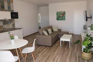 Kuchnia lub aneks kuchenny w obiekcie APARTAMENTOS RURALES ( LA COBIJÁ) APART Nº2 CONIL