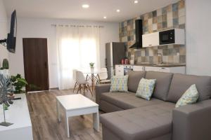 Kuchnia lub aneks kuchenny w obiekcie APARTAMENTOS RURALES ( LA COBIJÁ) APART Nº2 CONIL