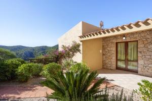 Gallery image of Guinness Paradise Villas by DomusAway in Costa Paradiso