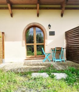 Aed väljaspool majutusasutust Borgo de' Muracci