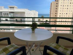 Balkon lub taras w obiekcie Apartamento en segunda linea en playa de Gandia