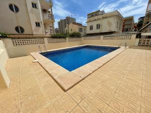 Basen w obiekcie Apartamento en segunda linea en playa de Gandia lub w pobliżu