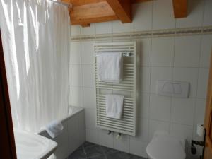 Koupelna v ubytování Mazot Zermatt