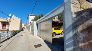 Fotografia z galérie ubytovania Apartments with a parking space Mali Losinj (Losinj) - 8059 v Mali Lošinj