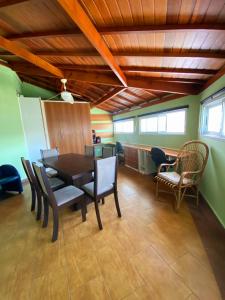 Χώρος καθιστικού στο Open House Praia Guilhermina +44 φωτογραφίες