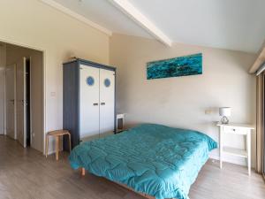 Postel nebo postele na pokoji v ubytování Duplex à Mimizan Plage pour 7 pers, parking, face océan, classé 3 étoiles - FR-1-50-92