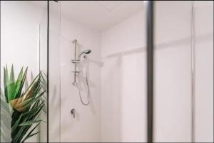 Koupelna v ubytování Modern Compact Studio Separate Bathroom