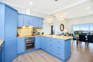 Cucina o angolo cottura di OFFLINE - NEW LISTING DISCOUNT - Sunset Sands at Goolwa Beach