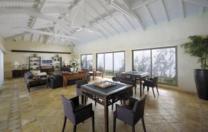 Ảnh trong thư viện ảnh của Spacious villa with sea view in Saint Martin + private pool. ở Les Terres Basses