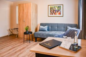 Posezení v ubytování Kurgarten-Hotel