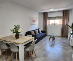 Posezení v ubytování Magnifico apartamento cerca del centro con A.A. - CID 2