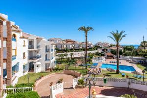Bazén v ubytovaní Family apartment with pool in Riviera del Sol by Costarentals - Ref 208 alebo v jeho blízkosti