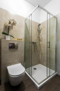 Ένα μπάνιο στο G12 Aparthotel