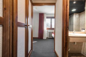 Baðherbergi á Snö Hotel Formigal