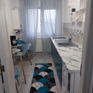 Η κουζίνα ή μικρή κουζίνα στο Blue Studio